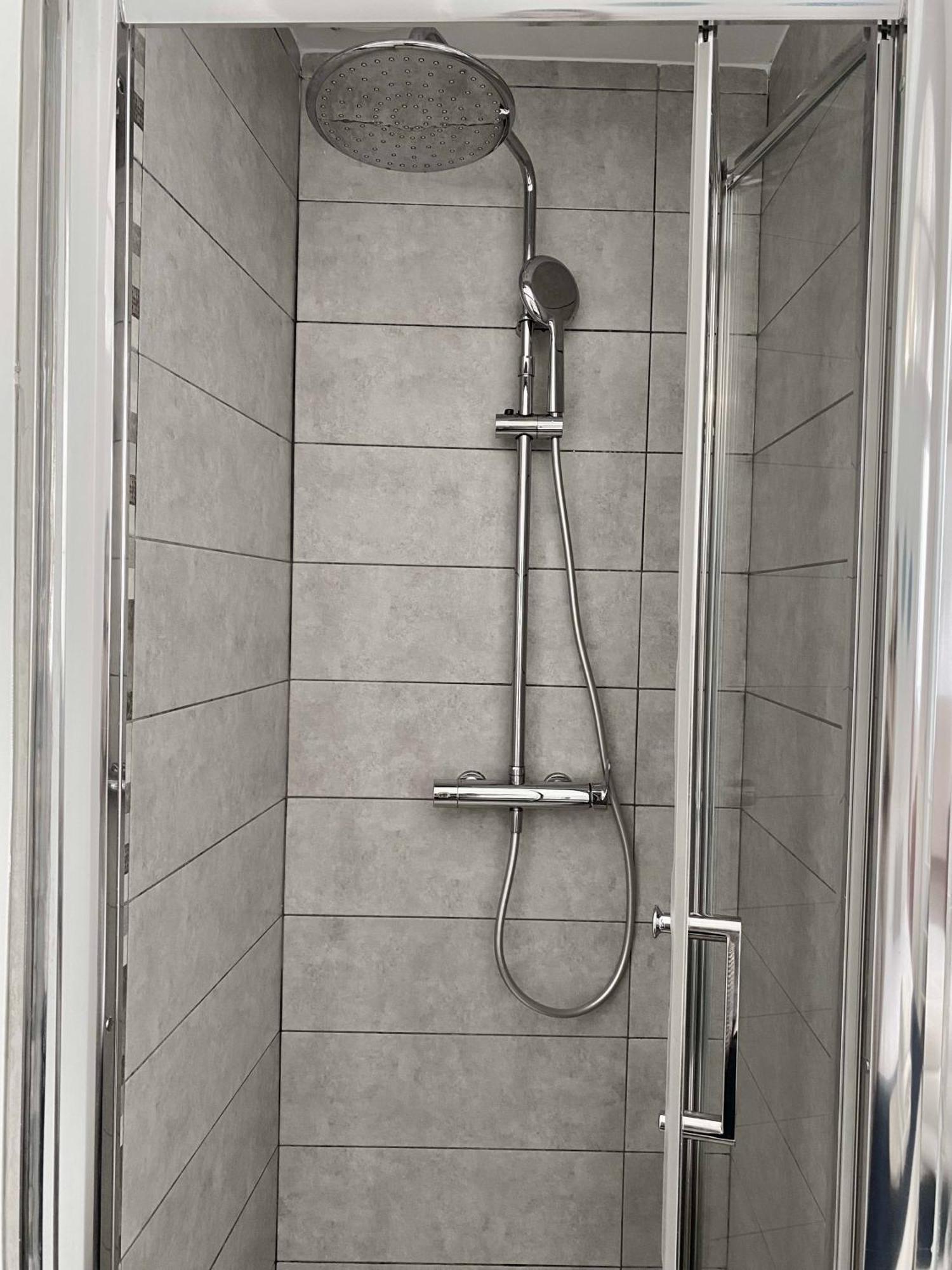 Budget-Friendly 1Br In The City Center Gibraltar Exterior photo